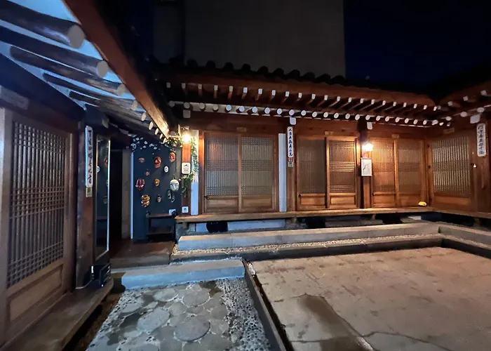 Jongno Hanokgung
