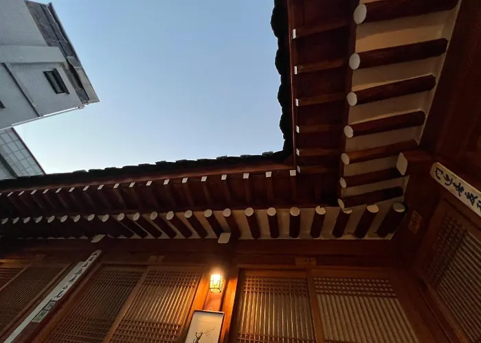 ゲストハウス Jongno Hanokgung 3*